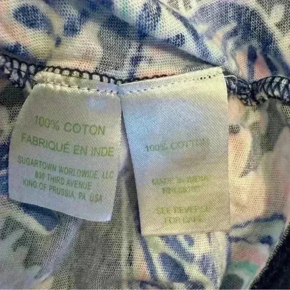 ๐ 6/$60, Lilly Pulitzer Kids Onesie Shorts Blue Purple Pink Floral Large - Picture 6 of 7